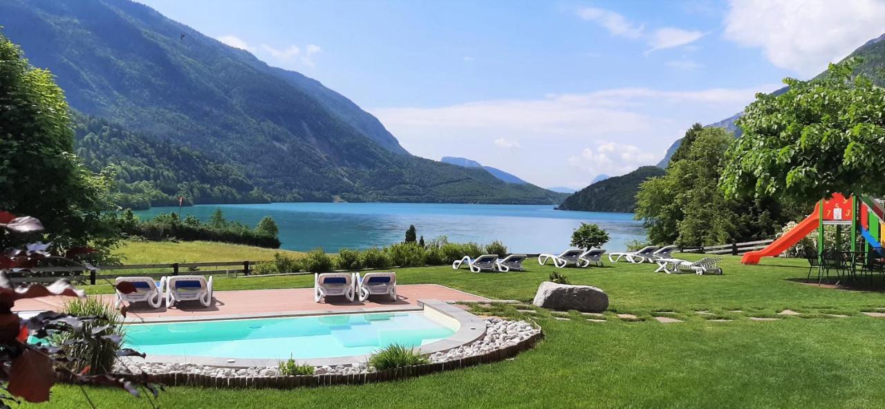 Hotel Des Alpes Molveno Esterno foto
