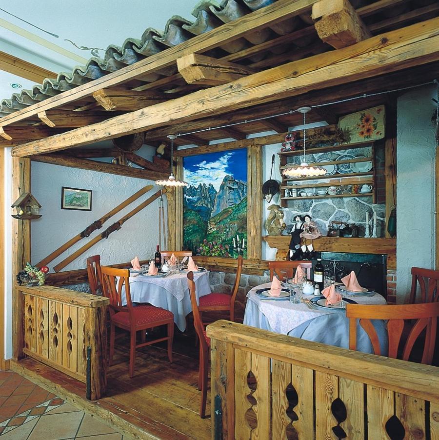 Hotel Des Alpes Molveno Esterno foto